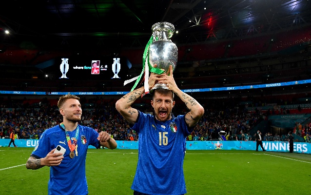 江绿城的问 江绿城的问