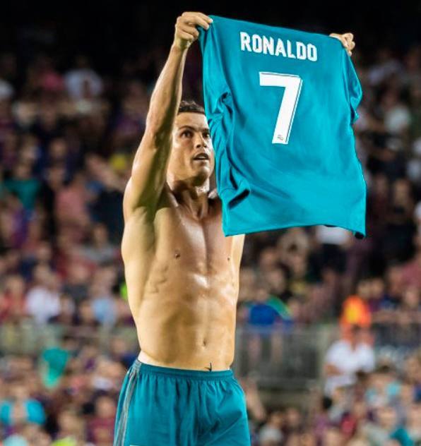 后防线暴露 后防线暴露